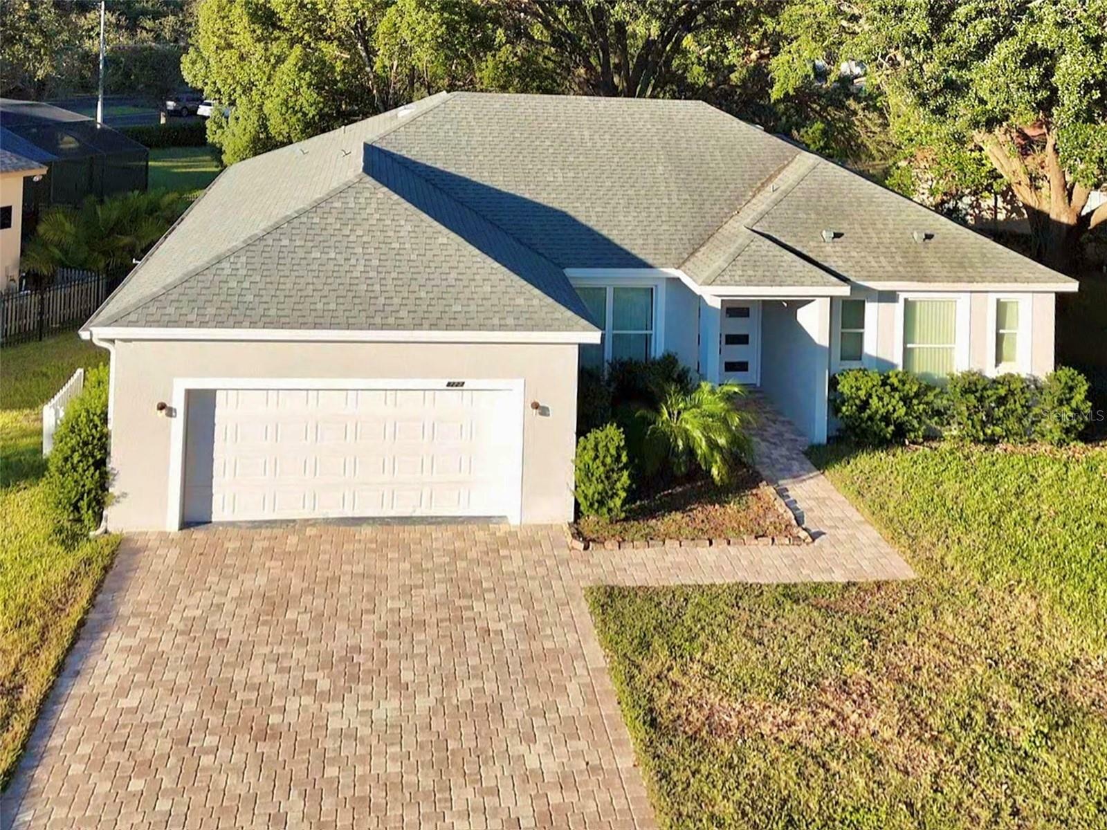 Property Photo:  8227 Vineland Oaks Boulevard  FL 32835 