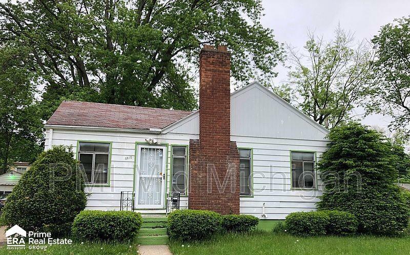 Property Photo:  2812 Concord Street  MI 48504 