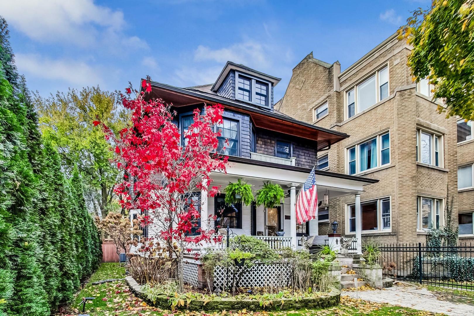 Property Photo:  1523 W Touhy Avenue  IL 60626 