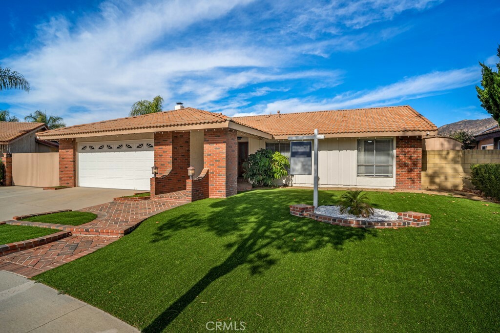 Property Photo:  6453 Dowel Drive  CA 93063 