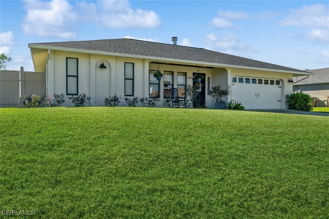 Property Photo: 630 SW 31st Street FL 33914