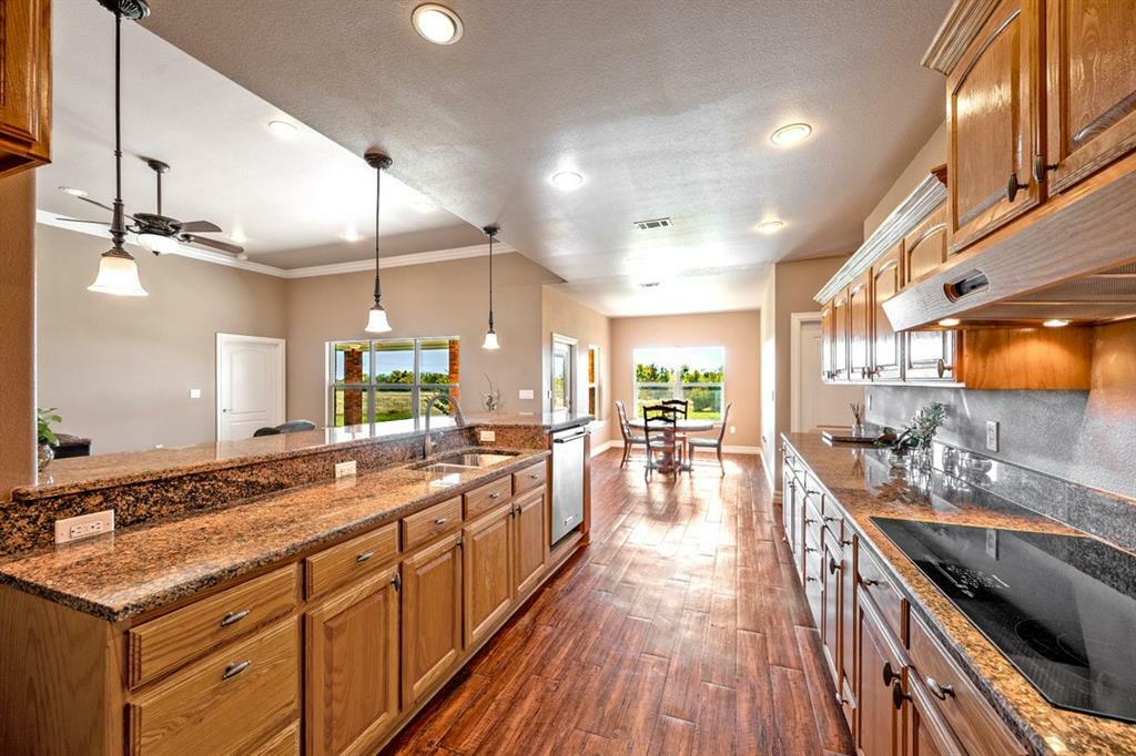 Property Photo: 1003 Johnson Trail TX 75414
