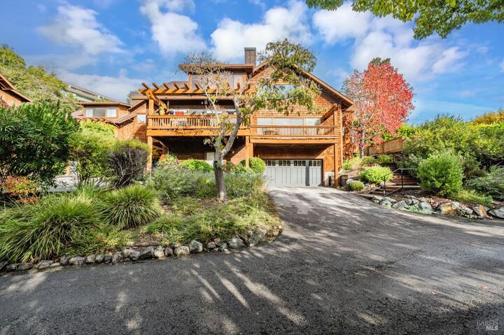 61 Bayview Road  Kentfield CA 94904 photo