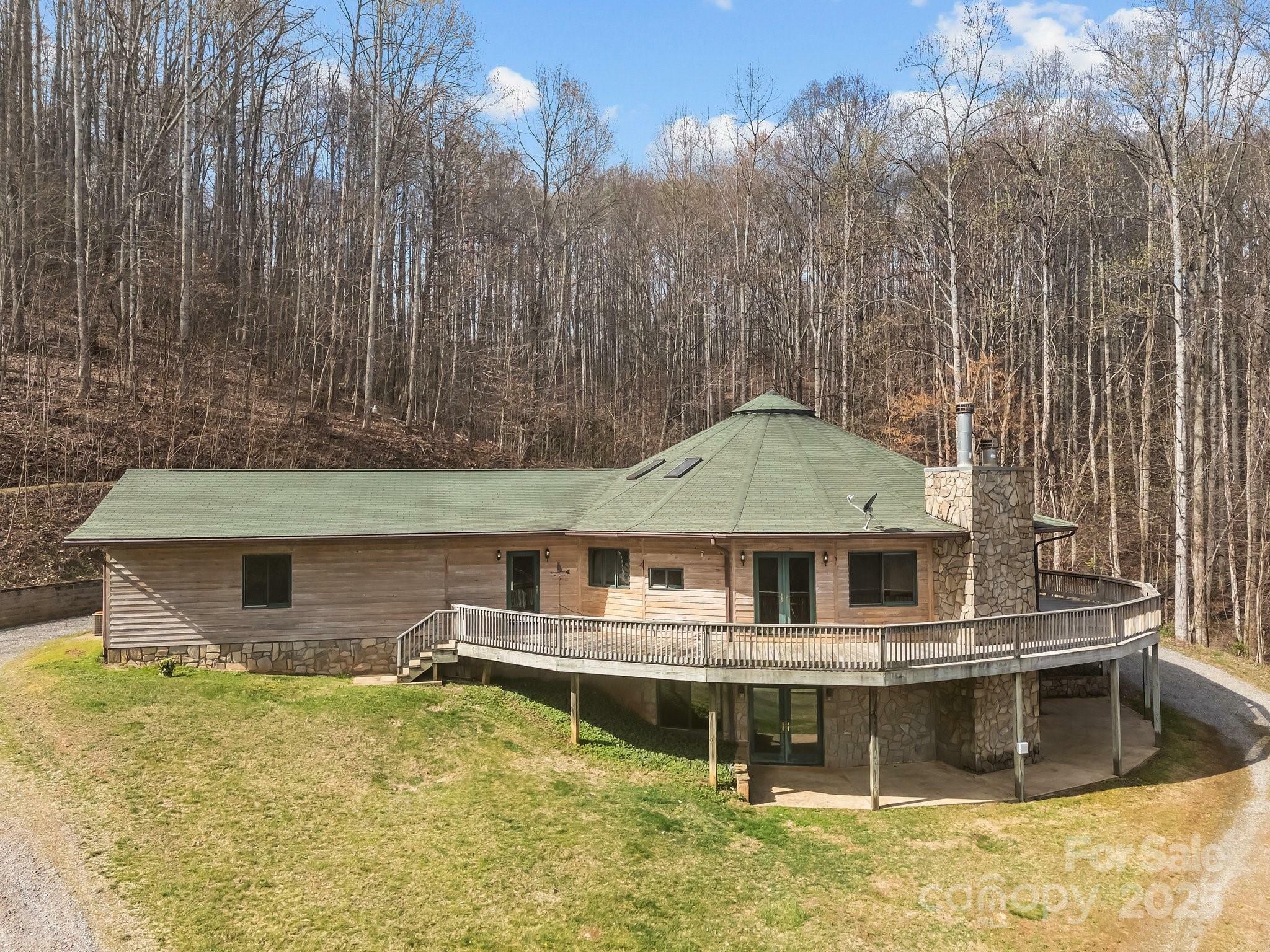 Property Photo: 417 Quiet Forest Lane NC 28779