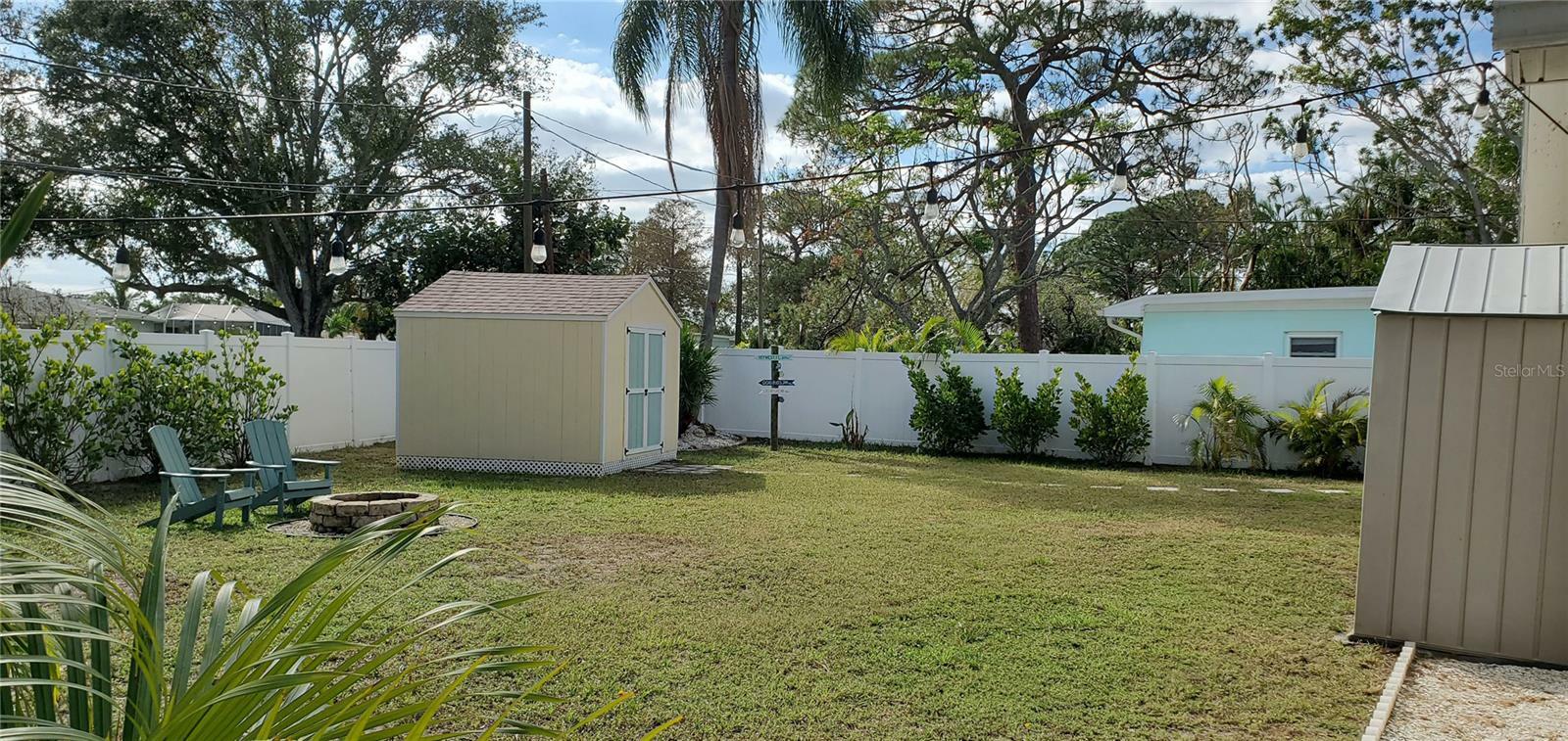 Property Photo:  200 89th Avenue NE  FL 33702 