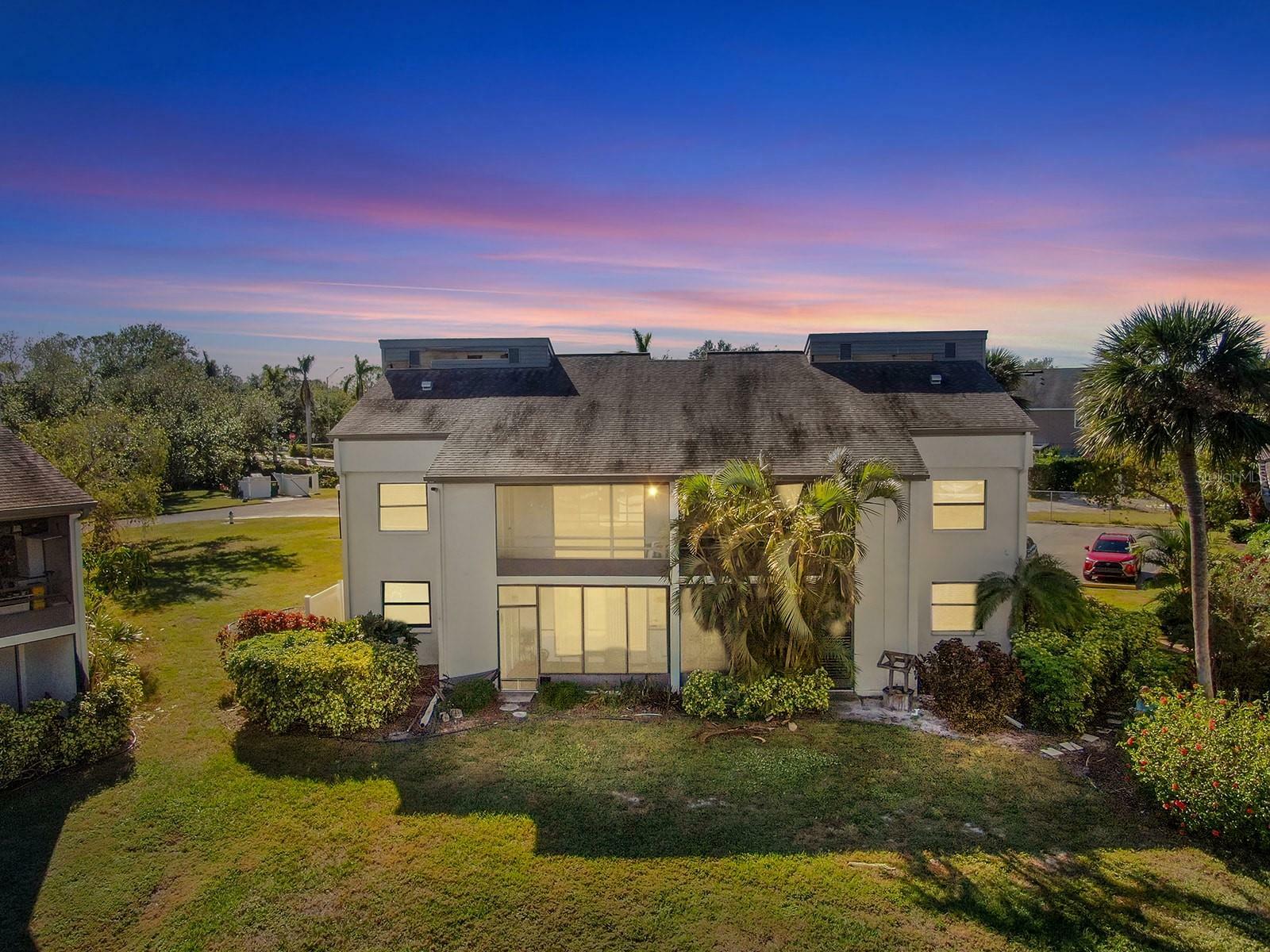 Property Photo: 2447 Twin Drive 12 FL 34234