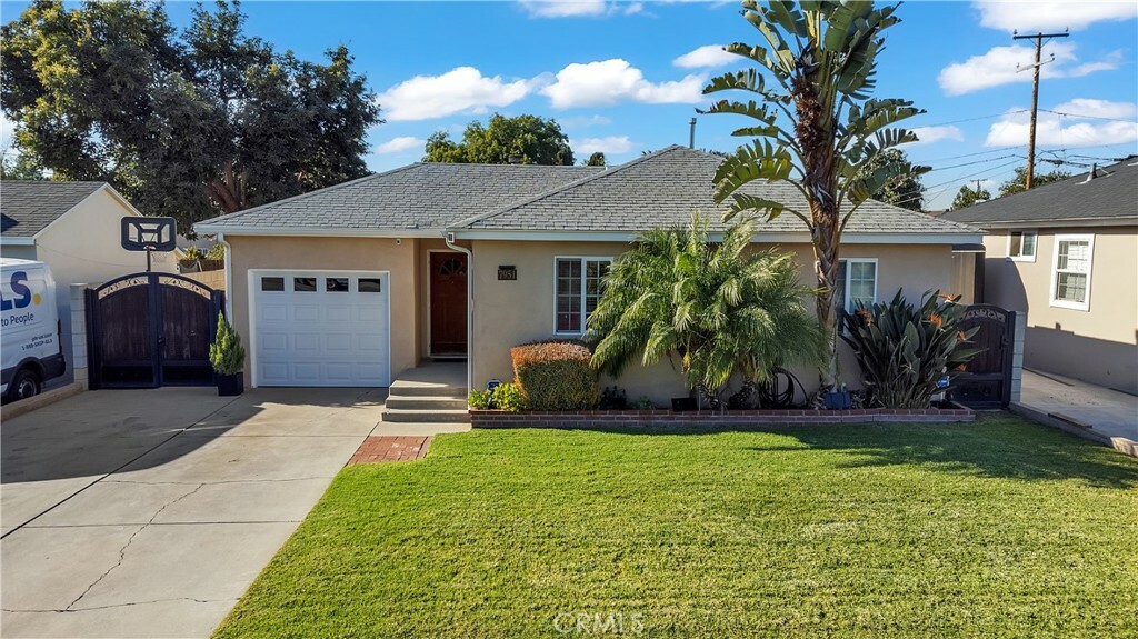 Property Photo:  7951 Crowndale Avenue  CA 90606 