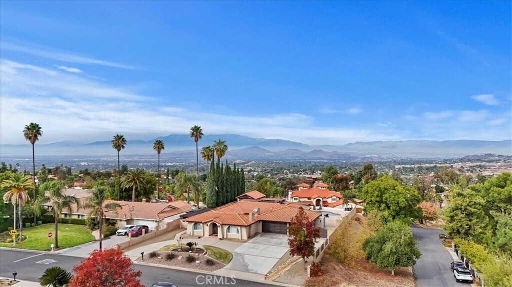 Property Photo:  16524 Rancho Escondido Drive  CA 92506 