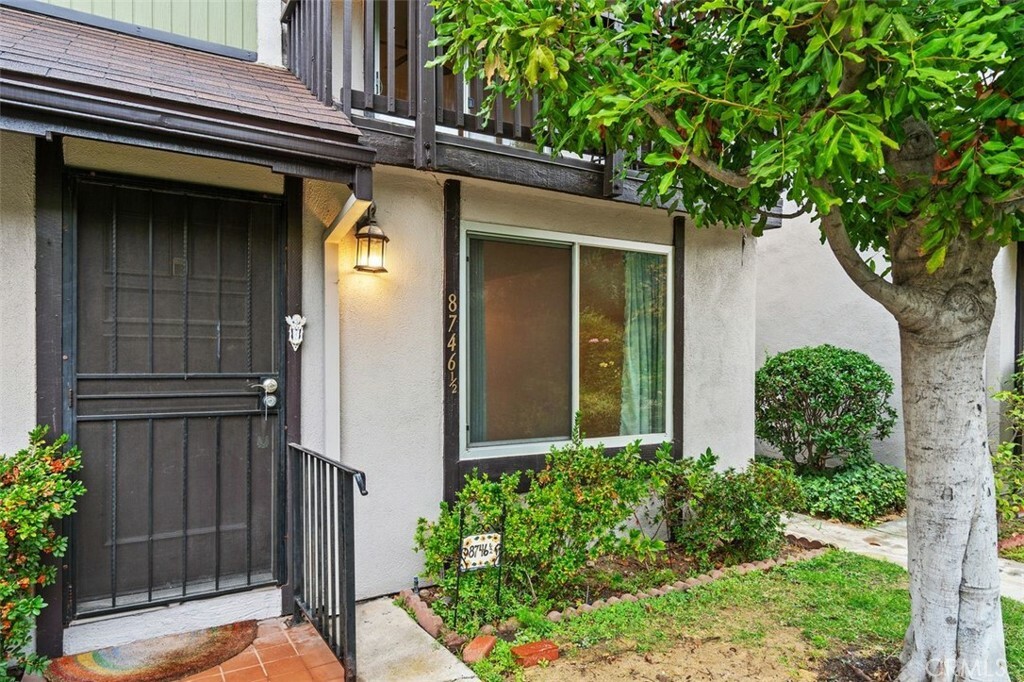 Property Photo:  8746 1/2 Wyngate Street  CA 91040 