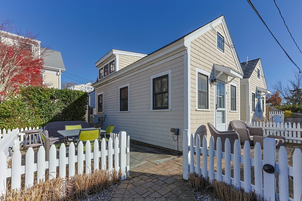 Property Photo:  10 Washington Ave 3  MA 02657 