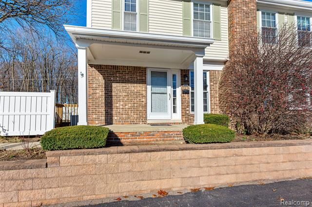 Property Photo:  42126 Pellston Drive  MI 48167 