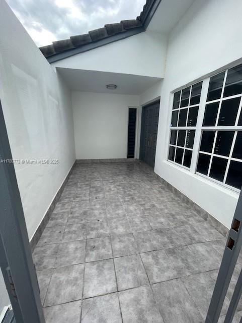 Property Photo: 6194 SW 149th Ave FL 33193