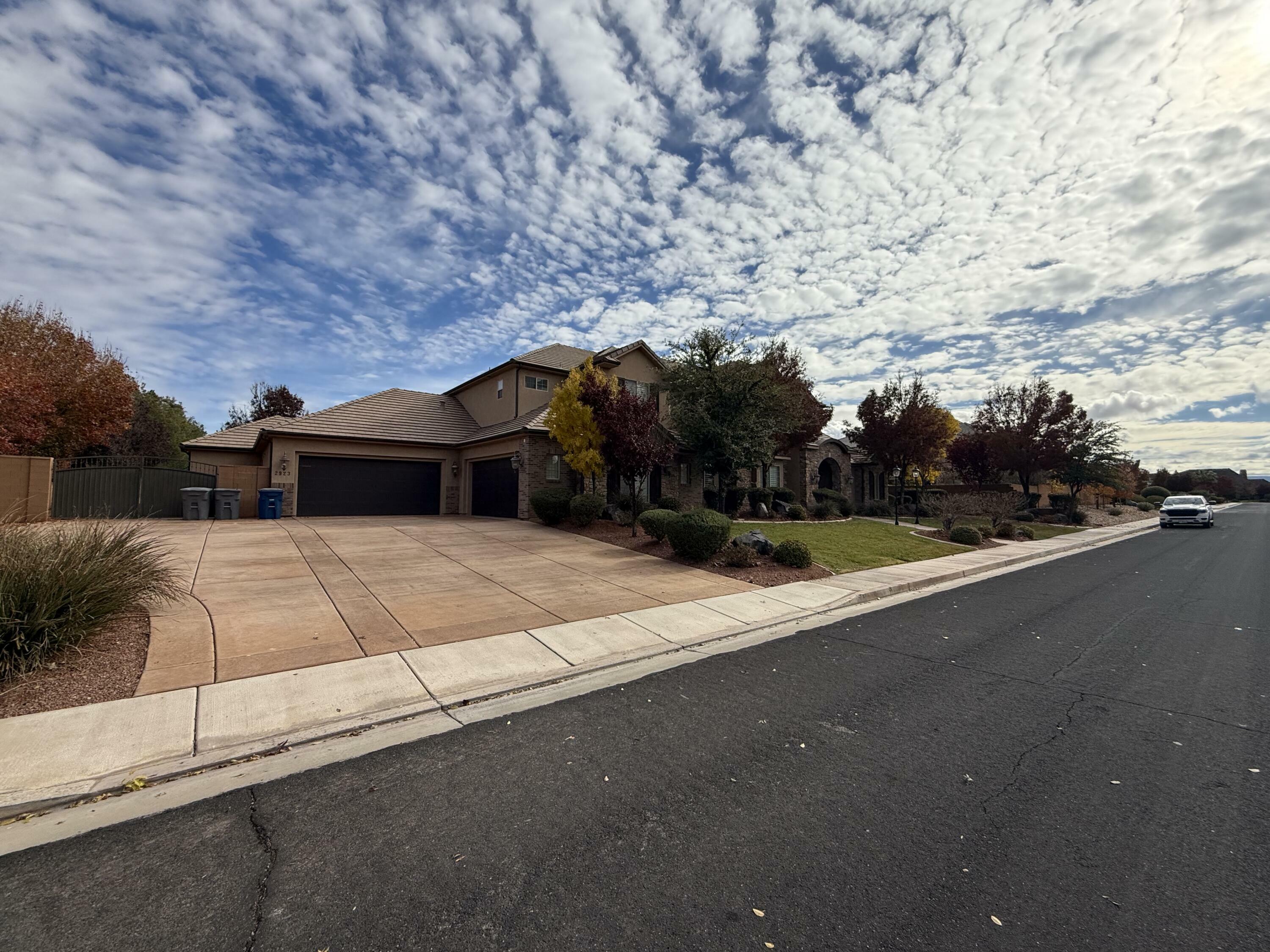 Property Photo:  2923 S Skyline Dr  UT 84780 