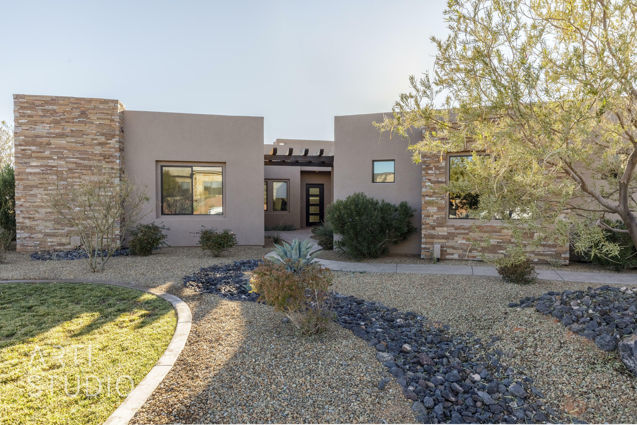 Property Photo:  2197 W Reserve Cir  UT 84770 