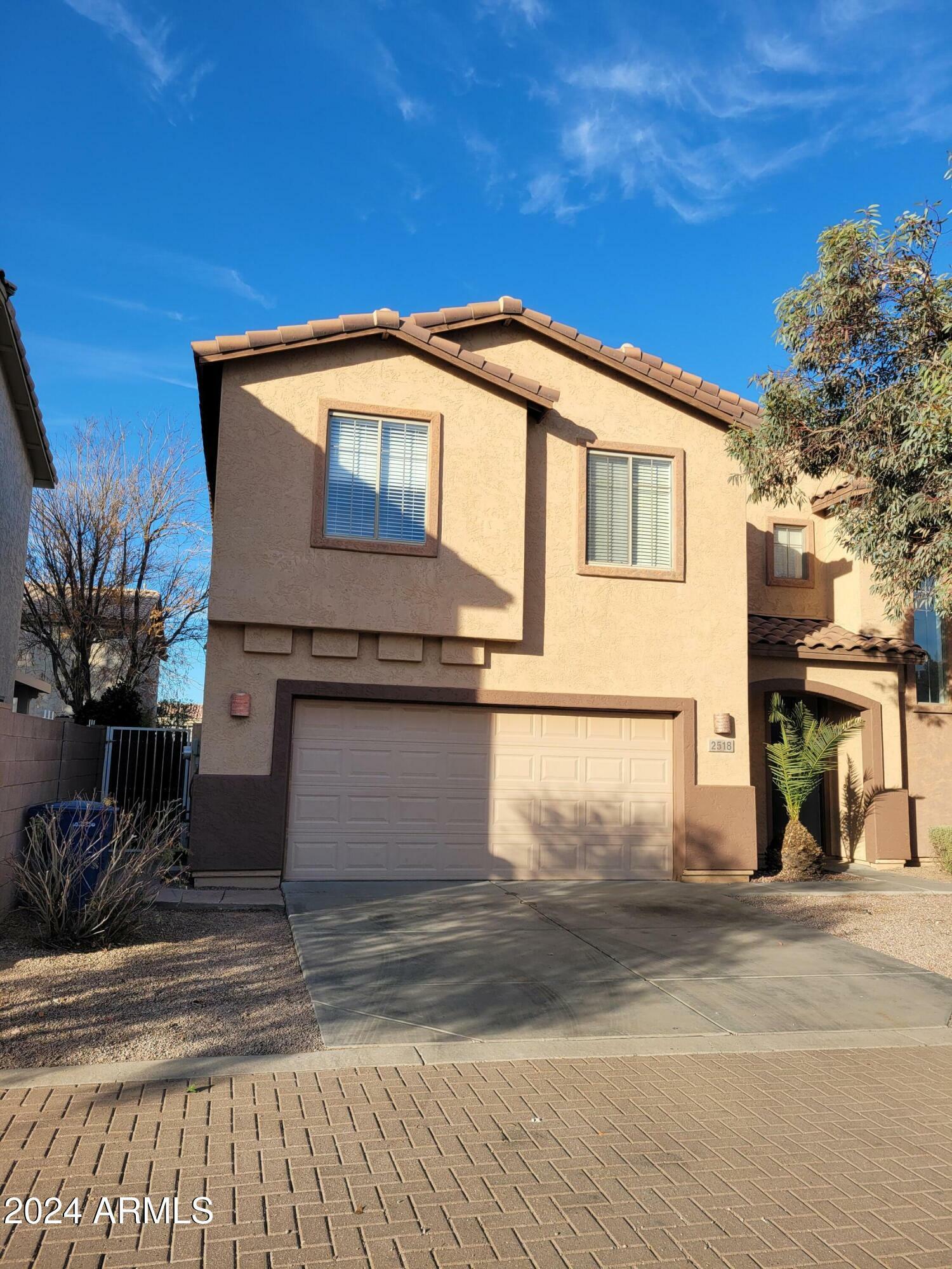 Property Photo:  2518 E Indian Wells Place  AZ 85249 