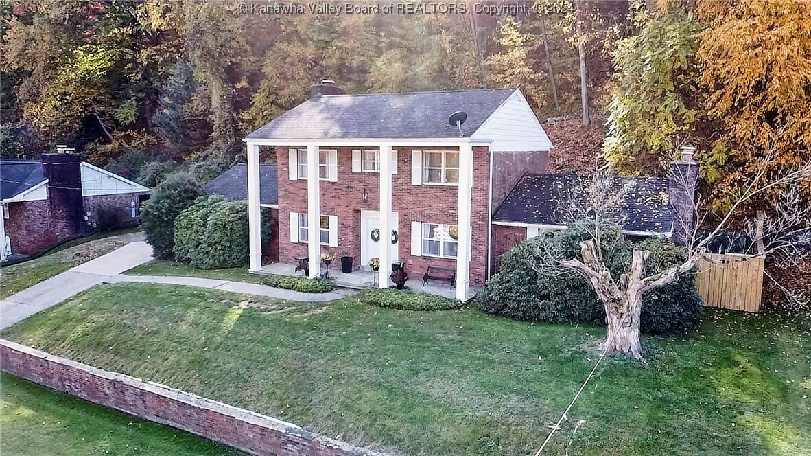 Property Photo:  4209 Chesterfield Avenue  WV 25304 