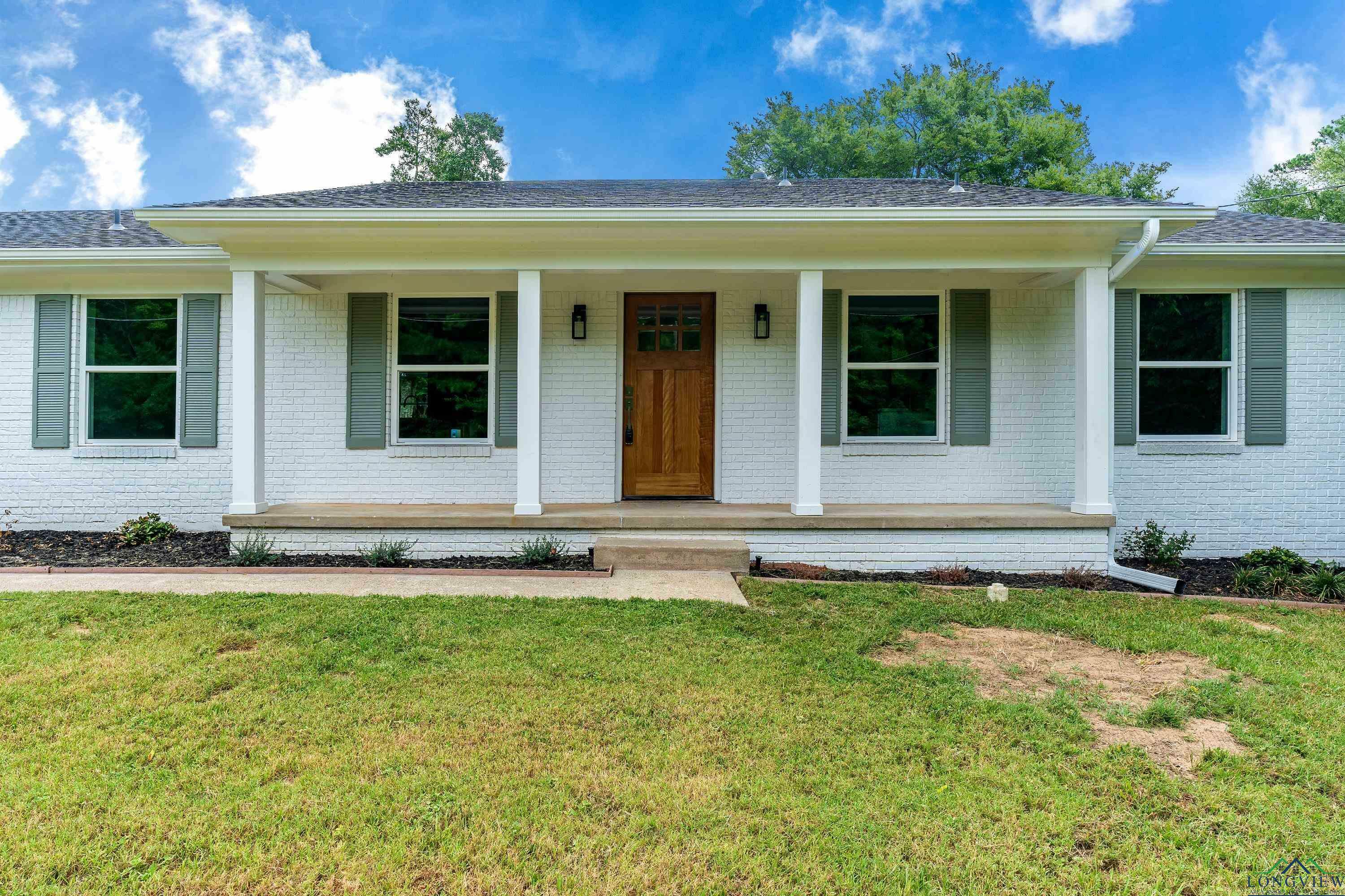 Property Photo:  2806 Tryon Rd  TX 75605 