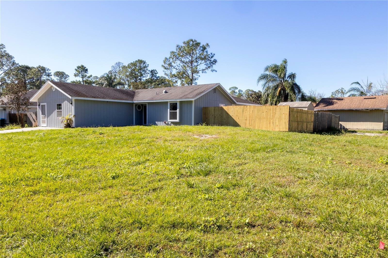 Property Photo:  3426 Somerset Avenue  FL 32738 