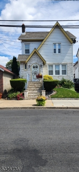 Property Photo:  280 Ellery Ave  NJ 07106 