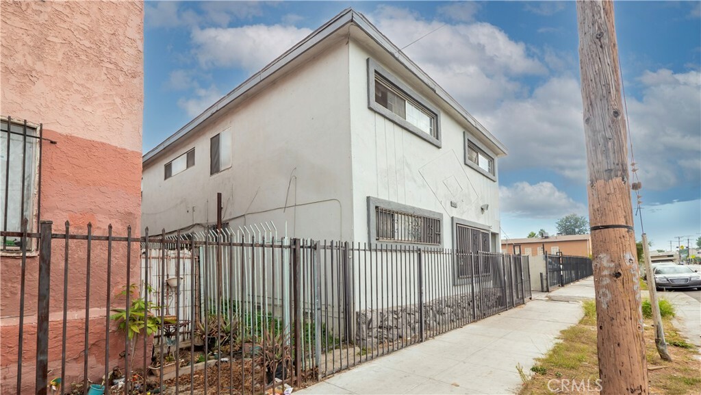 Property Photo:  5110 Compton Avenue  CA 90011 