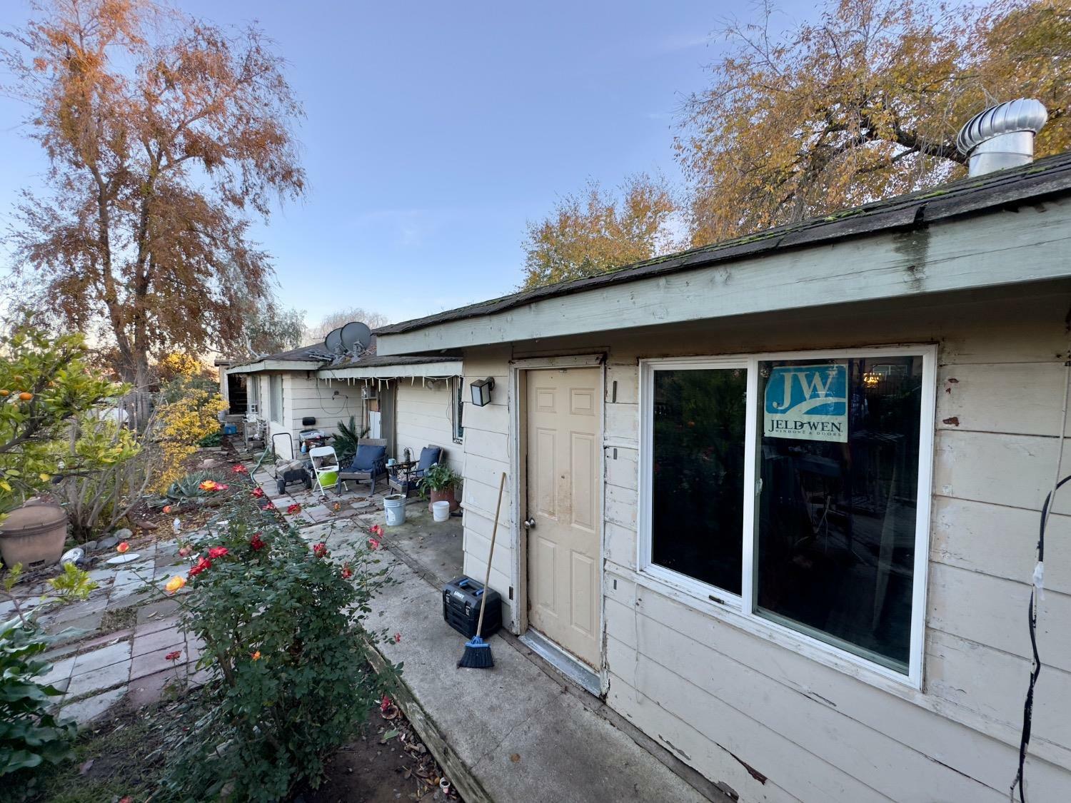 Property Photo:  8233 Short Road  CA 95828 