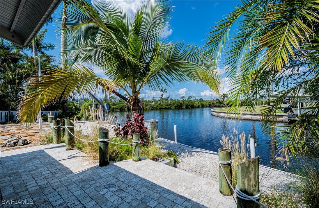 Property Photo:  12101 Moon Shell Drive  FL 33991 