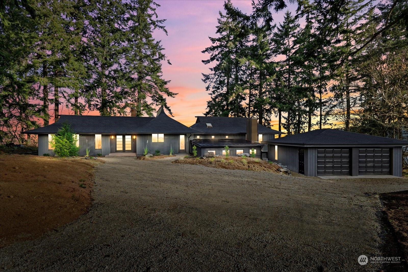 Property Photo:  5114 Hope Lane  WA 98277 