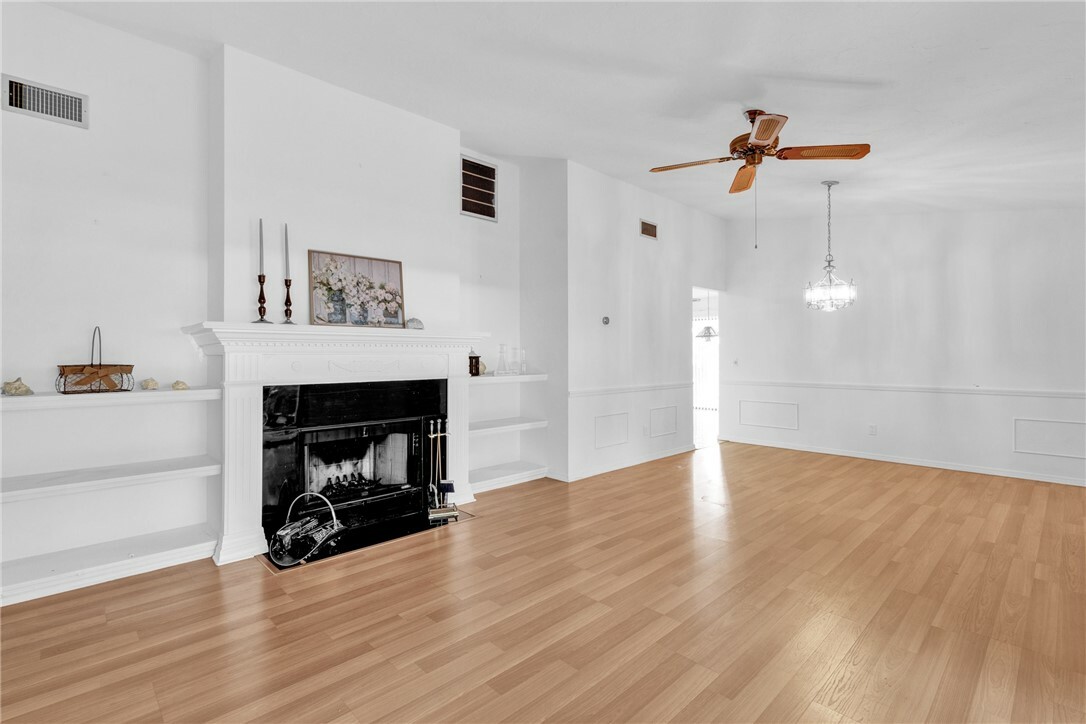 Property Photo: 737 Timber Ridge Trail SW B FL 32962