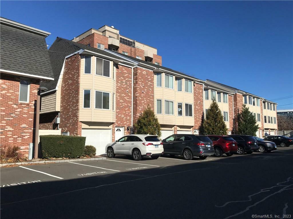 1611 Washington Boulevard Apt 21  Stamford CT 06902 photo