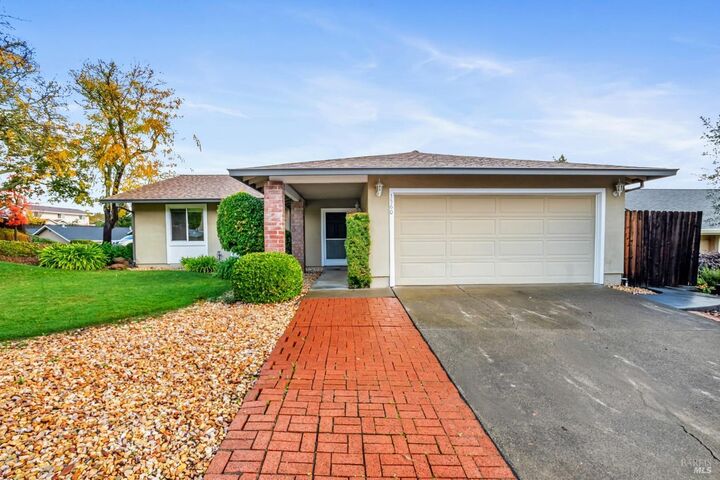 3560 Twin Oaks Drive  Napa CA 94558 photo