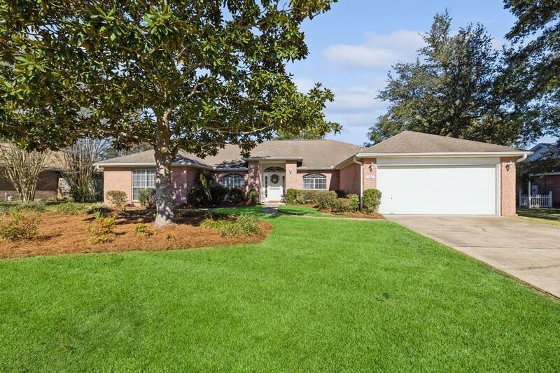 Property Photo:  536 Risen Star Drive  FL 32539 