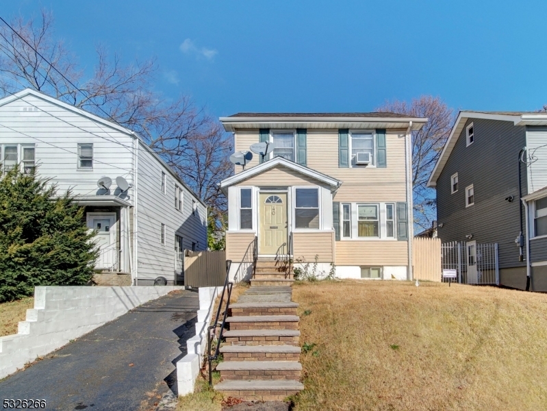 Property Photo:  40 Harding Ter  NJ 07111 