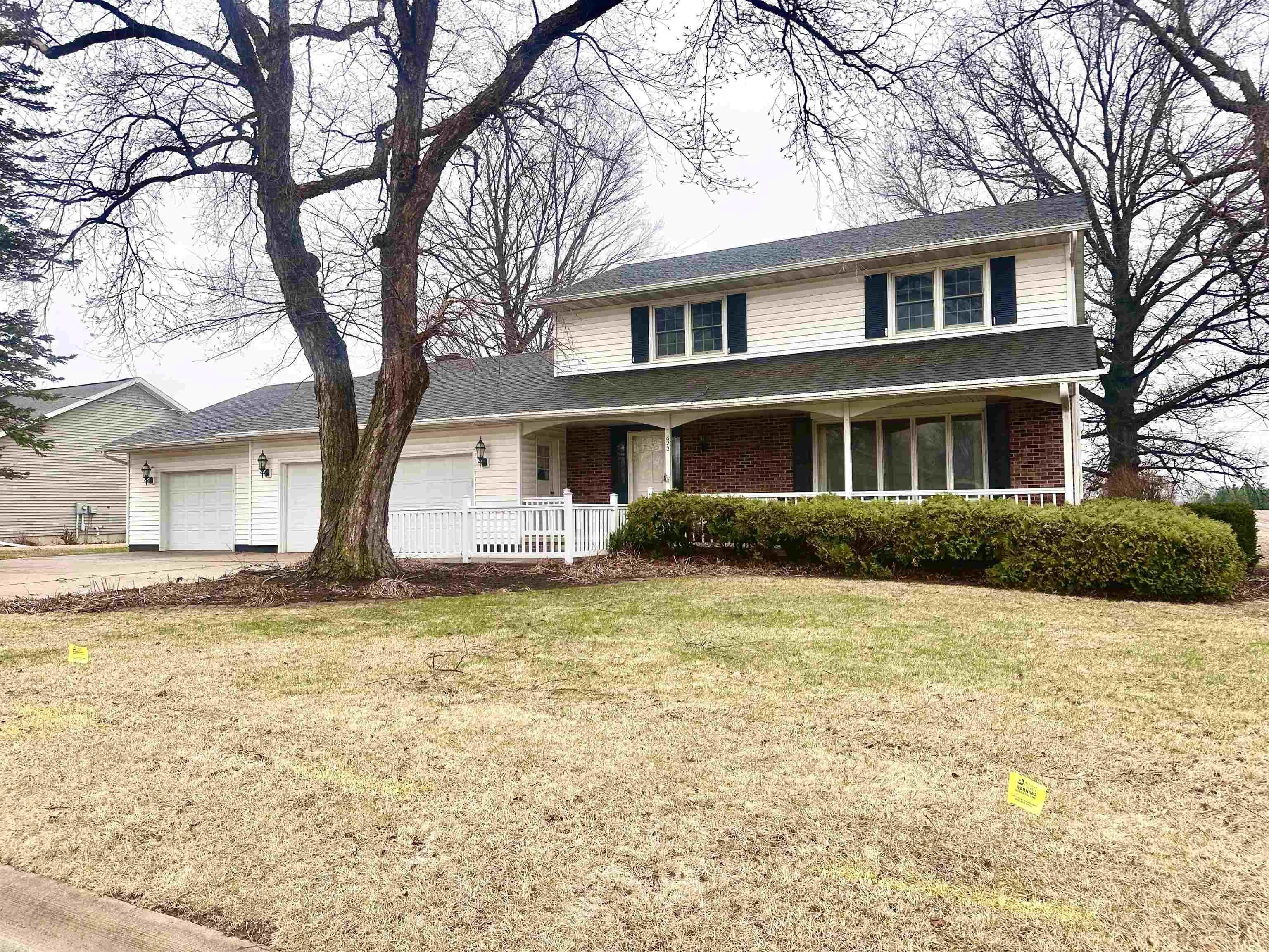 822 7th St SE  Oelwein IA 50662 photo