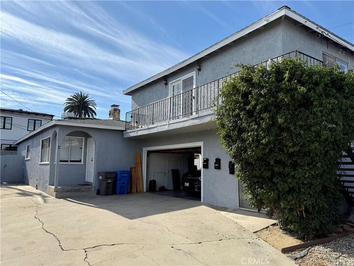 Property Photo: 2518 Gates Avenue A CA 90278