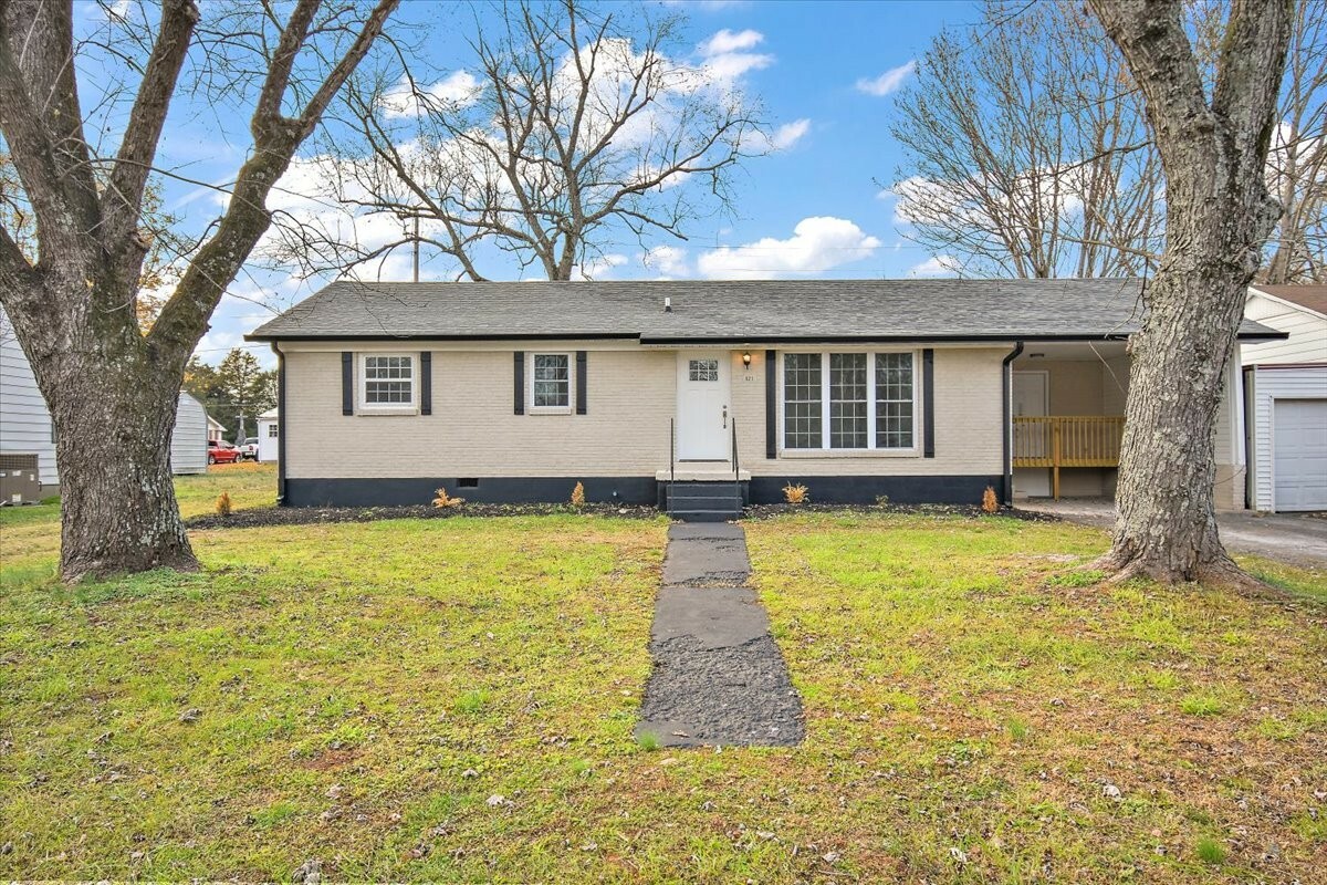 Property Photo:  821 Fair Ave  TN 38464 