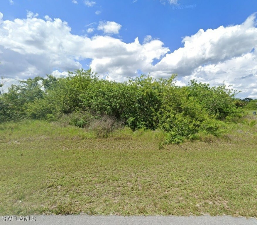 Property Photo:  3055 NE Beechwood Circle  FL 33935 