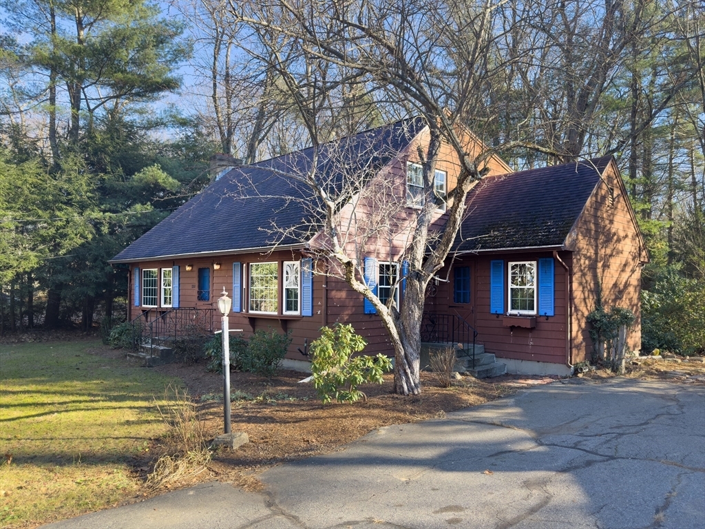 Property Photo:  130 South Rd  MA 01520 