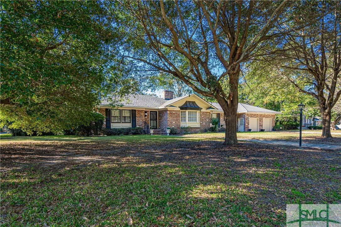 Property Photo:  1202 Brightwood Drive  GA 31406 