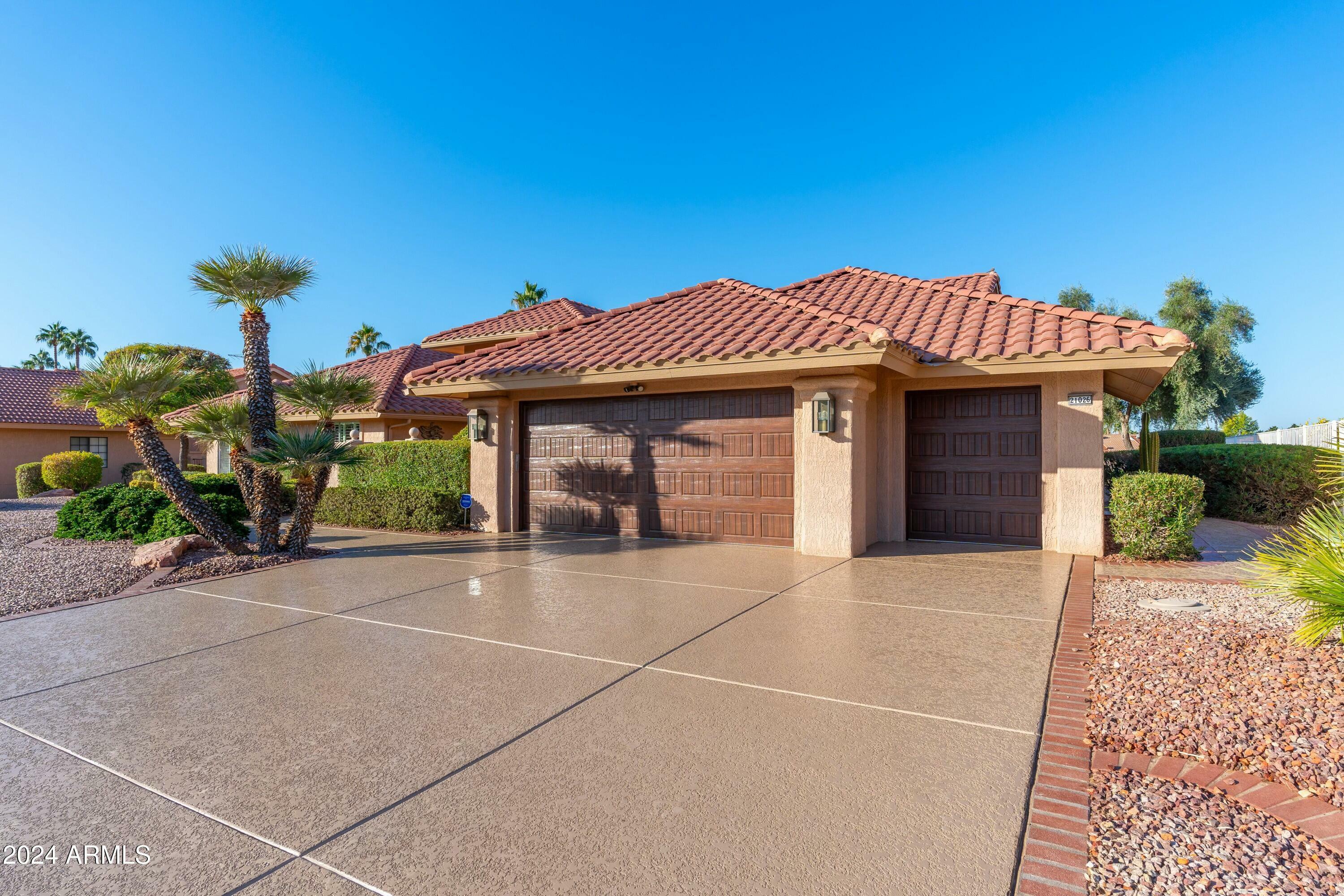 Property Photo:  21026 N Desert Sands Drive  AZ 85375 