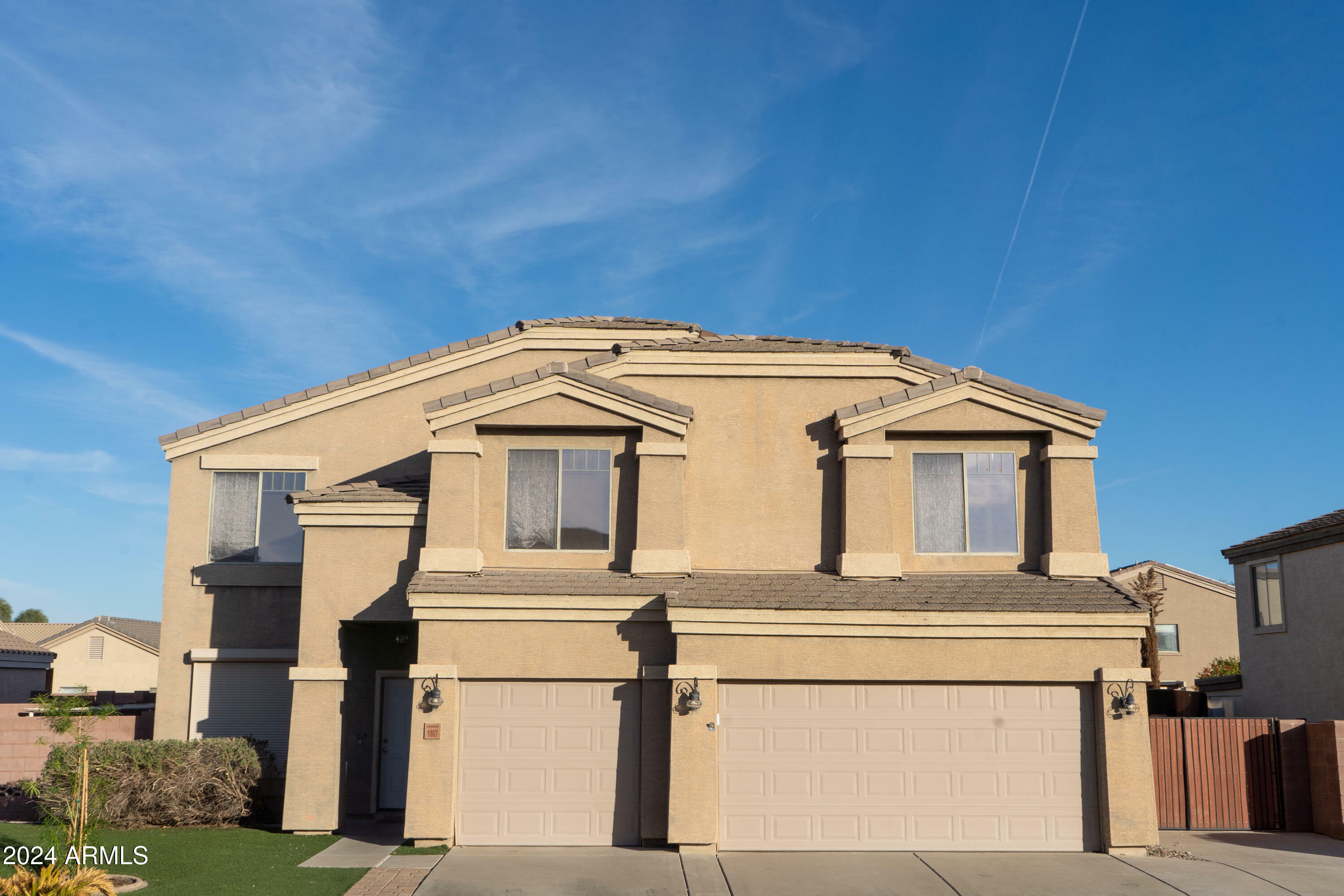 Property Photo: 1807 S 234th Lane AZ 85326