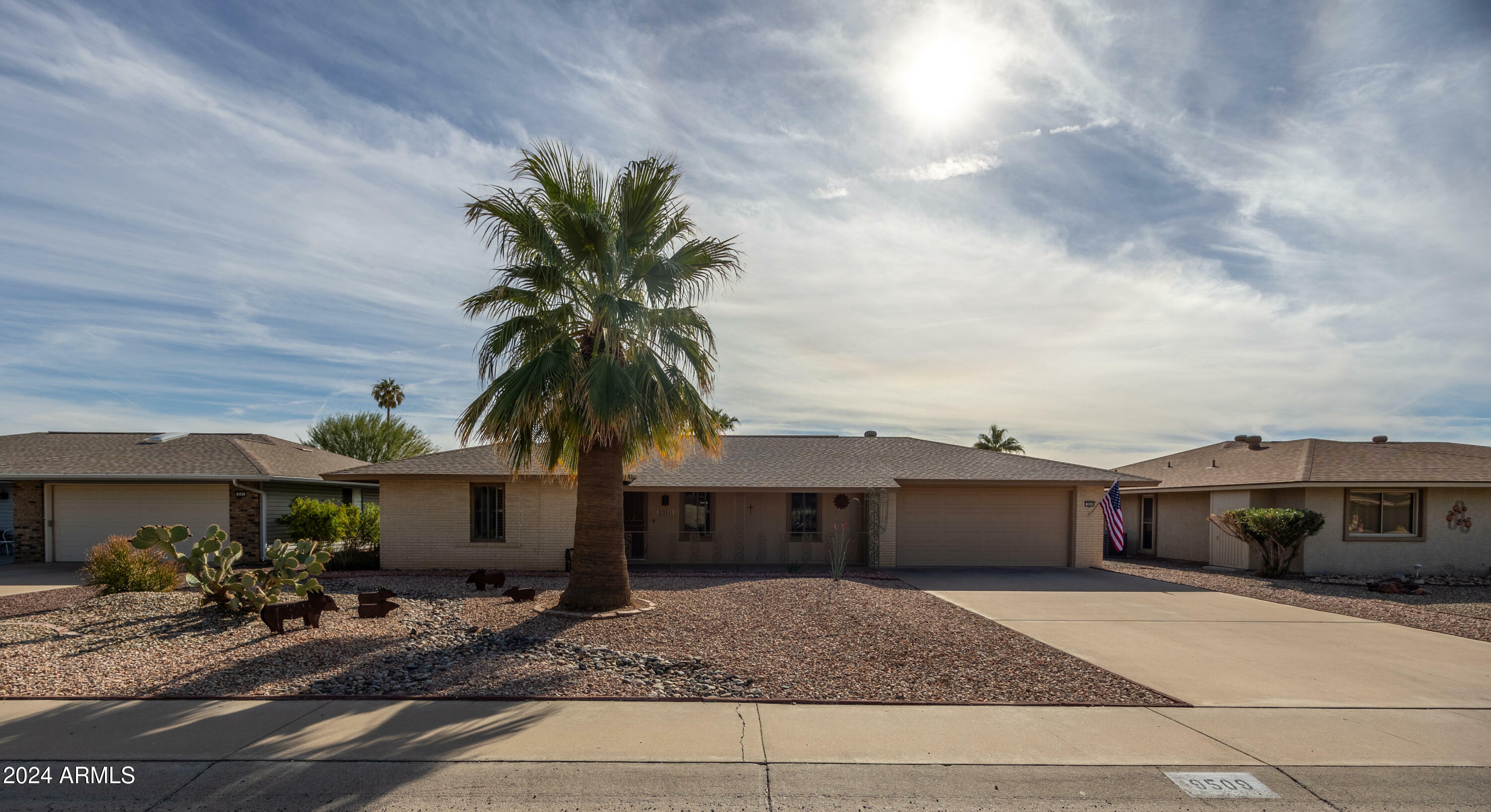 Property Photo:  9509 W Greenway Road  AZ 85351 