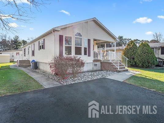 Property Photo:  13 Sheryl Court  NJ 08884 