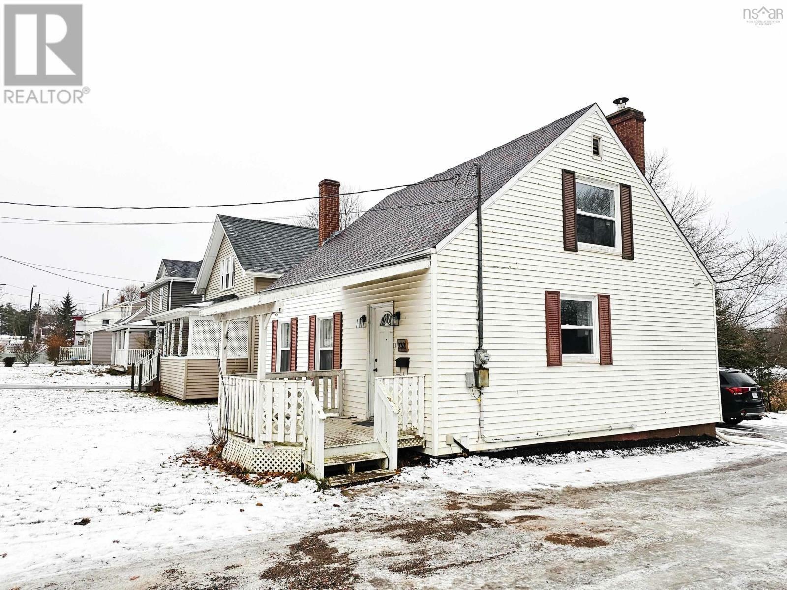 Property Photo:  232 Willow Street  NS B2N 5A2 