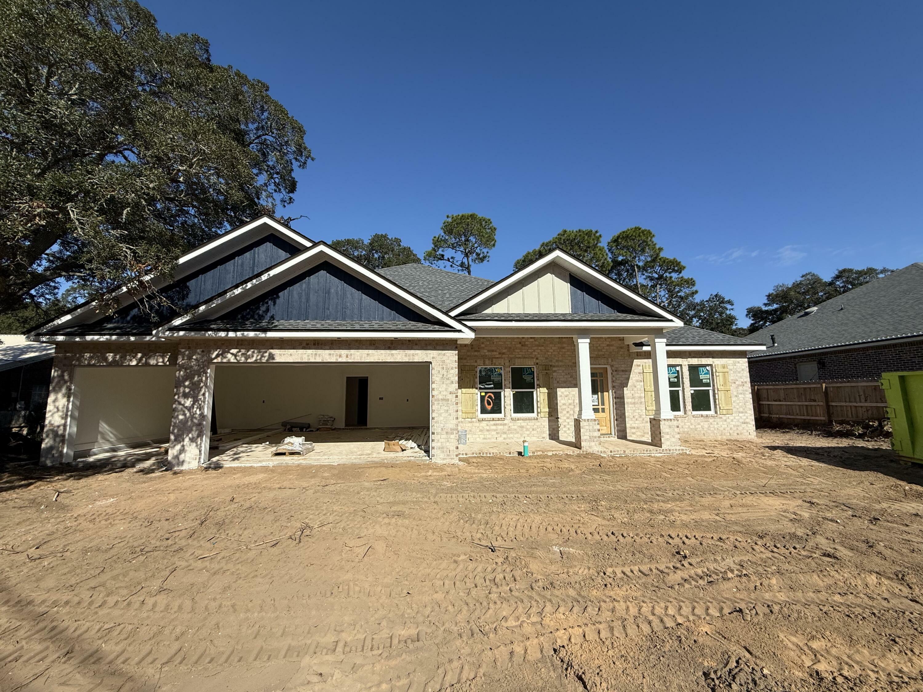 Property Photo:  6 Elkwood Court  FL 32579 