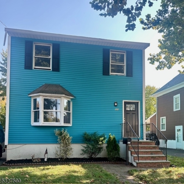 Property Photo:  325 Orange St  NJ 08812 