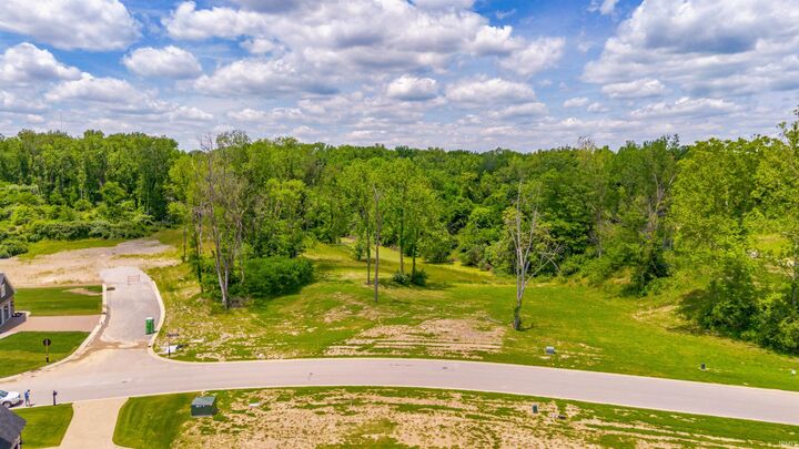 Property Photo:  1583 Victoria Woods Drive  IN 47601 