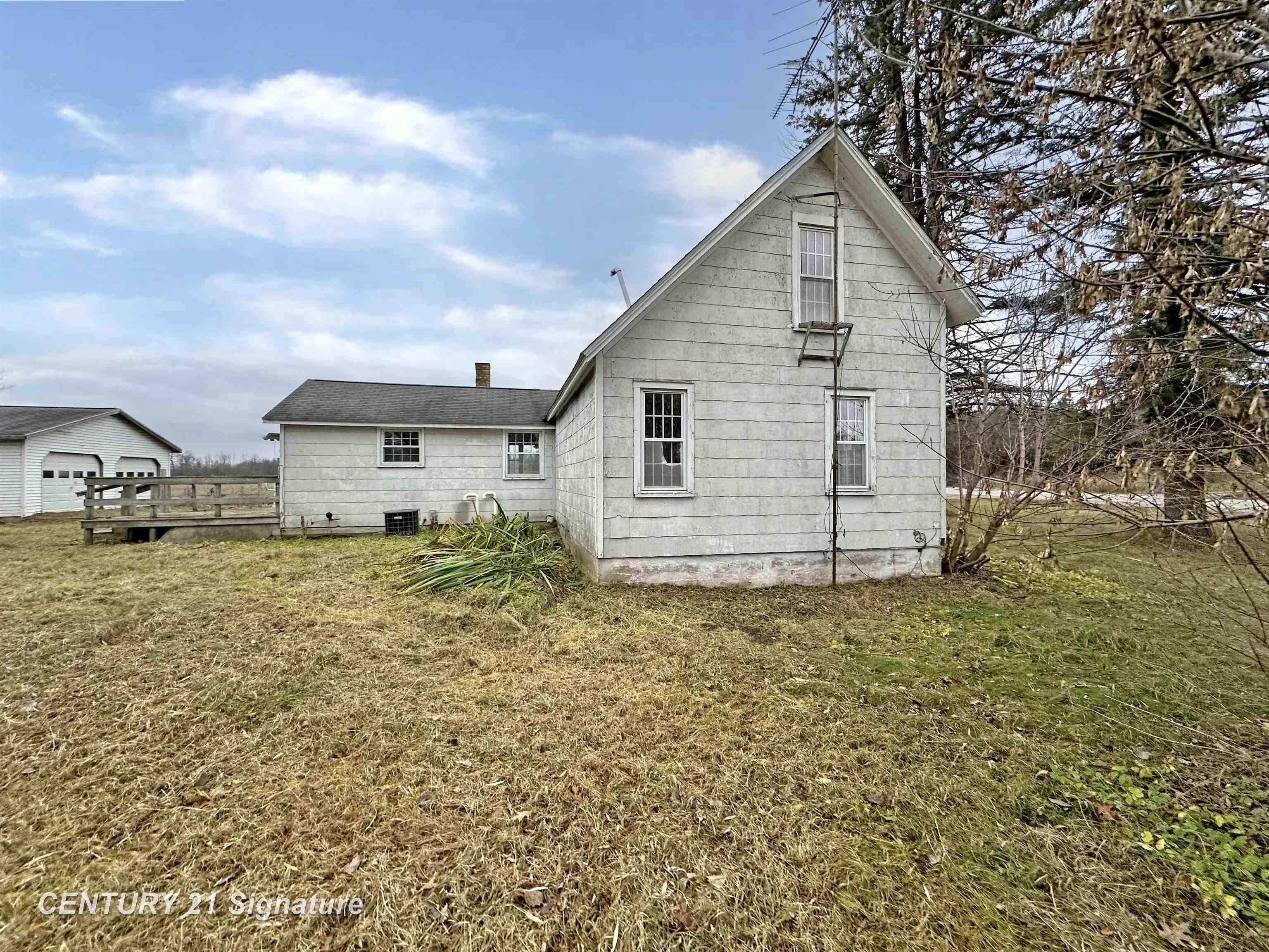 Property Photo:  3798 W Remus Road  MI 48858 