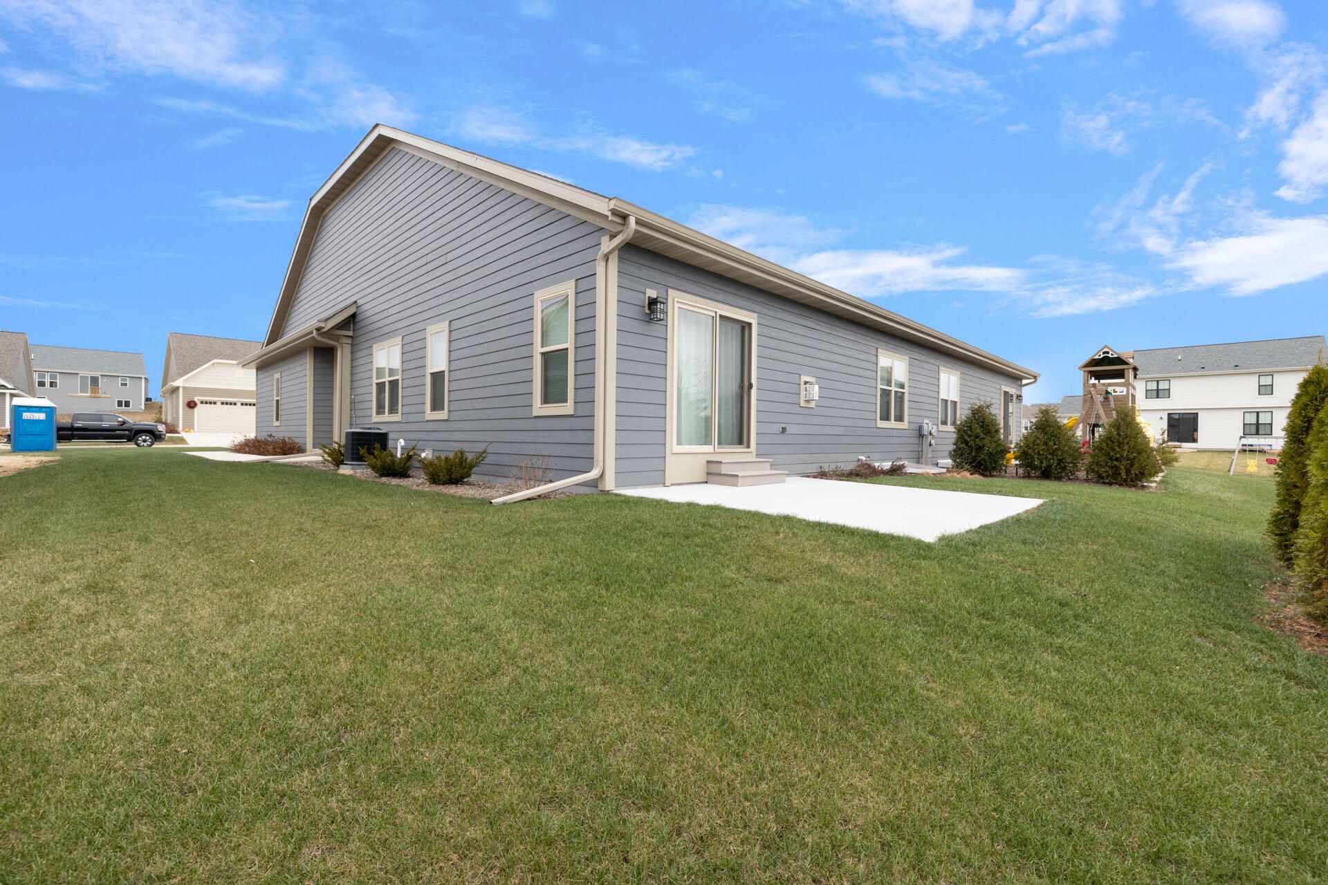 Property Photo:  636 Lambert Ct  WI 53086 