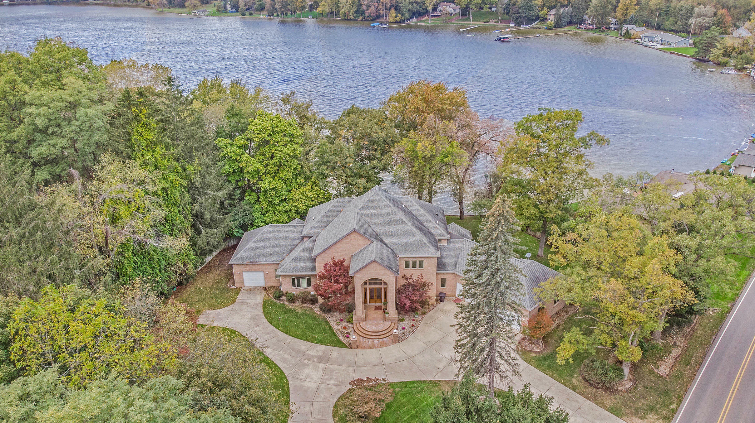 Property Photo:  6076 Browns Lake Road  MI 49203 