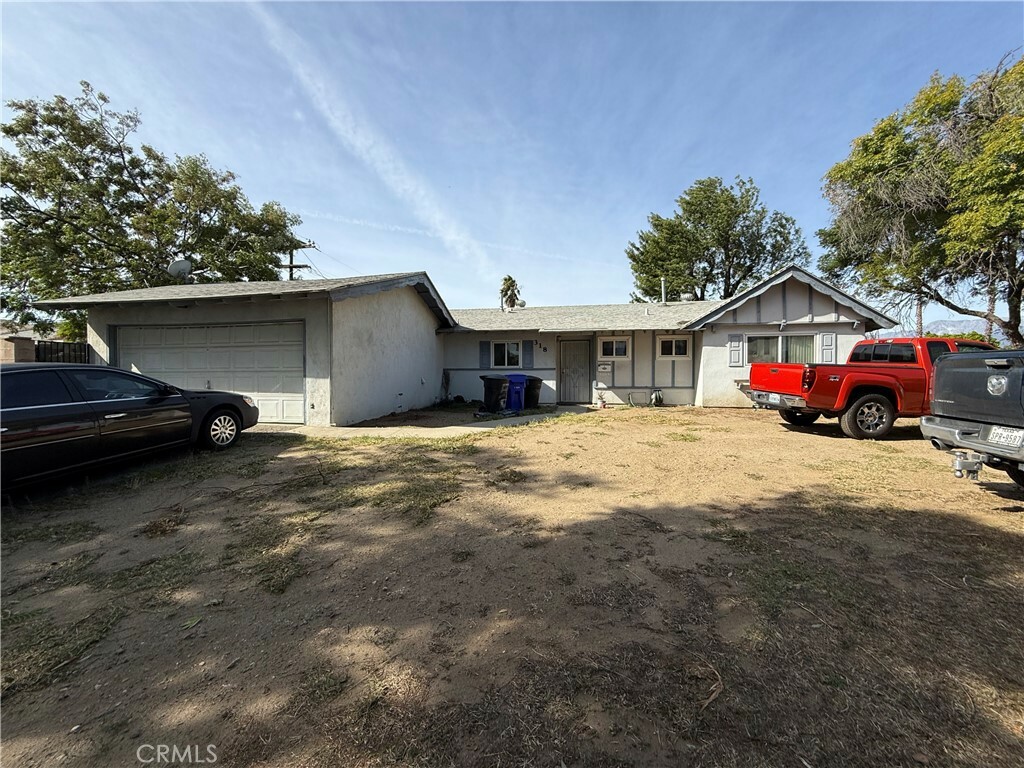 Property Photo:  318 N Idyllwild Avenue  CA 92376 